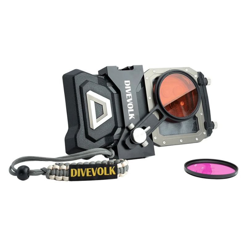 DIVEVOLK SeaTouch 4 Max Plus Underwater Color Correction Filters in travel case